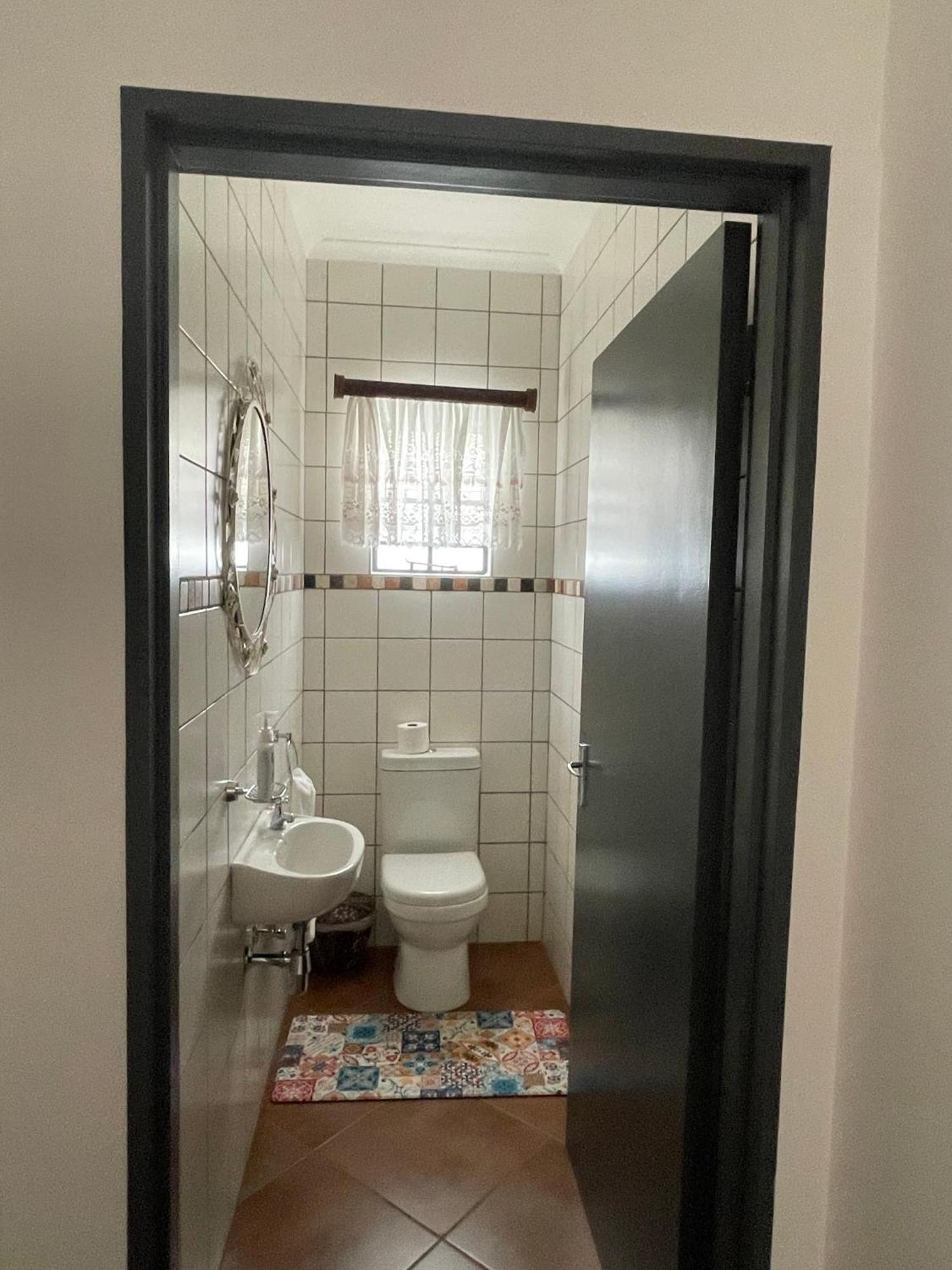 City Comfort Self Catering Windhoek Bagian luar foto